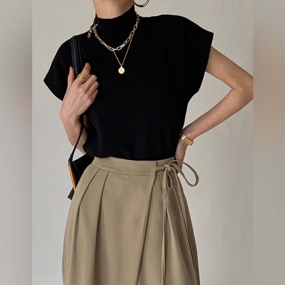 Commense Leisurely Sweater Top in Cream